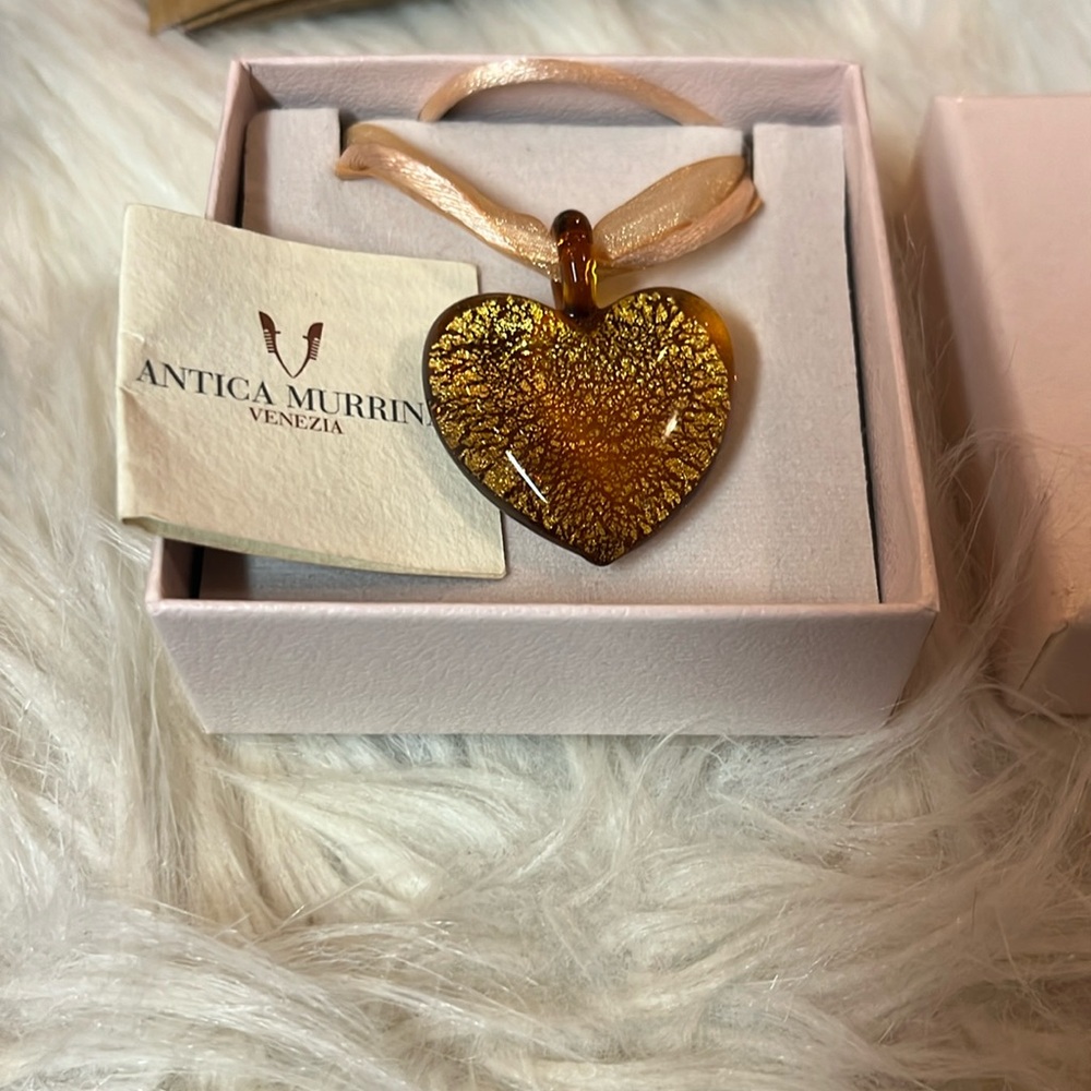 New Italian Murano Glass Heart Pendant